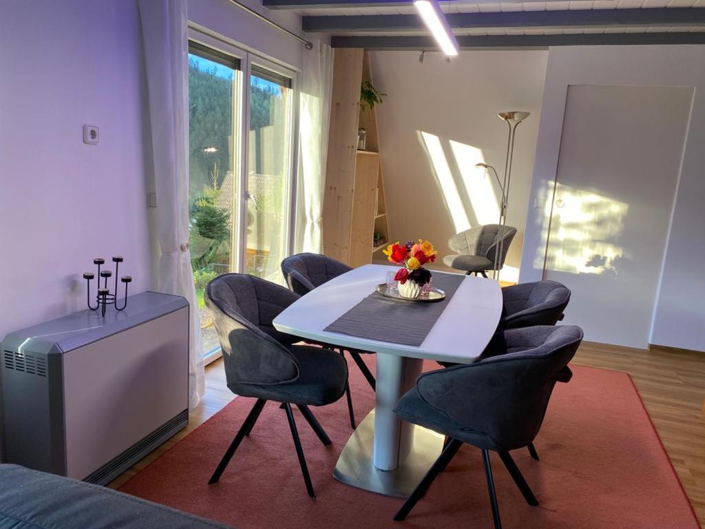 Haus Adler - Komplettes Ferienhaus Am Badesee Erzgrube Exteriér fotografie